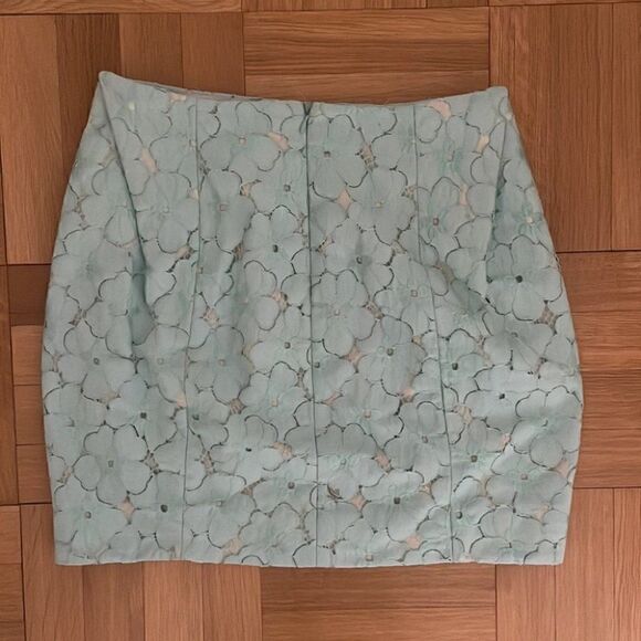 Diane von Furstenberg "Clyde" Lace Mini Skirt Sz 8 - Picture 6 of 8